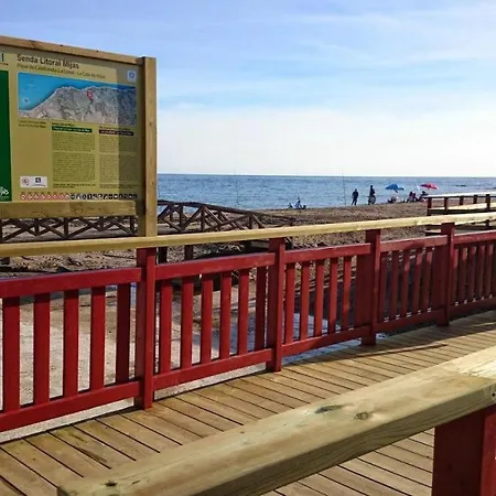 Apartment Holidays In Puerta Del Mar Ref2065 Sitio de Calahonda