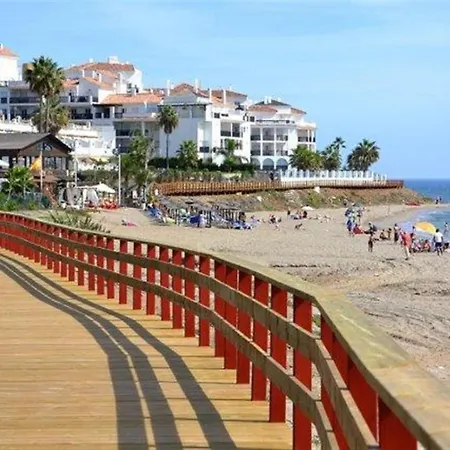 Apartment Holidays In Puerta Del Mar Ref2065 Sitio de Calahonda