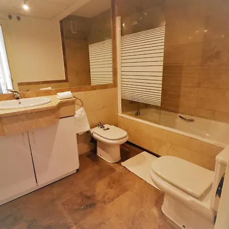 Holidays In Puerta Del Mar Ref2065 Apartment Sitio de Calahonda